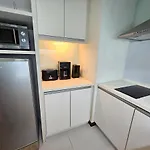 Comar Place Kuala Lumpur Klcc Serviced Apartment